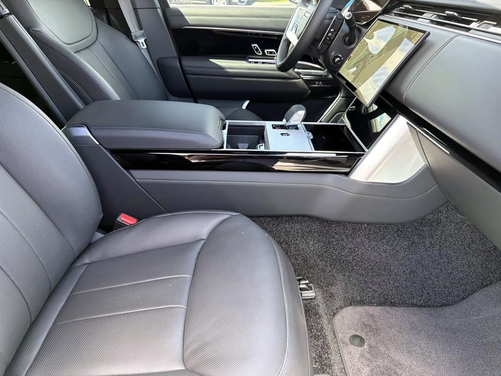 New 2026 Land Rover Range Rover SE AWD/4WD image 11