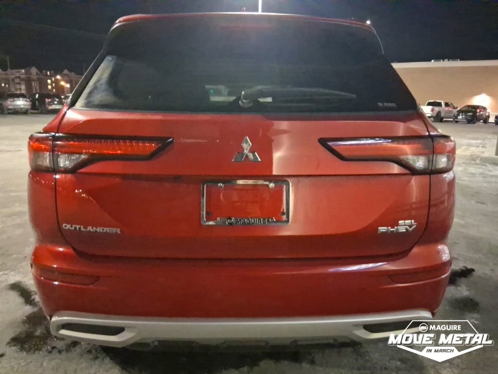 Used 2023 Mitsubishi Outlander SEL 40th Anniversary image 6