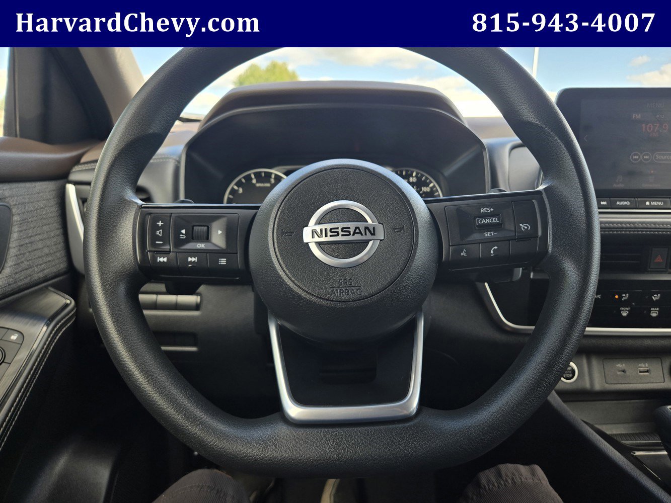 Used 2021 Nissan Rogue S image 14