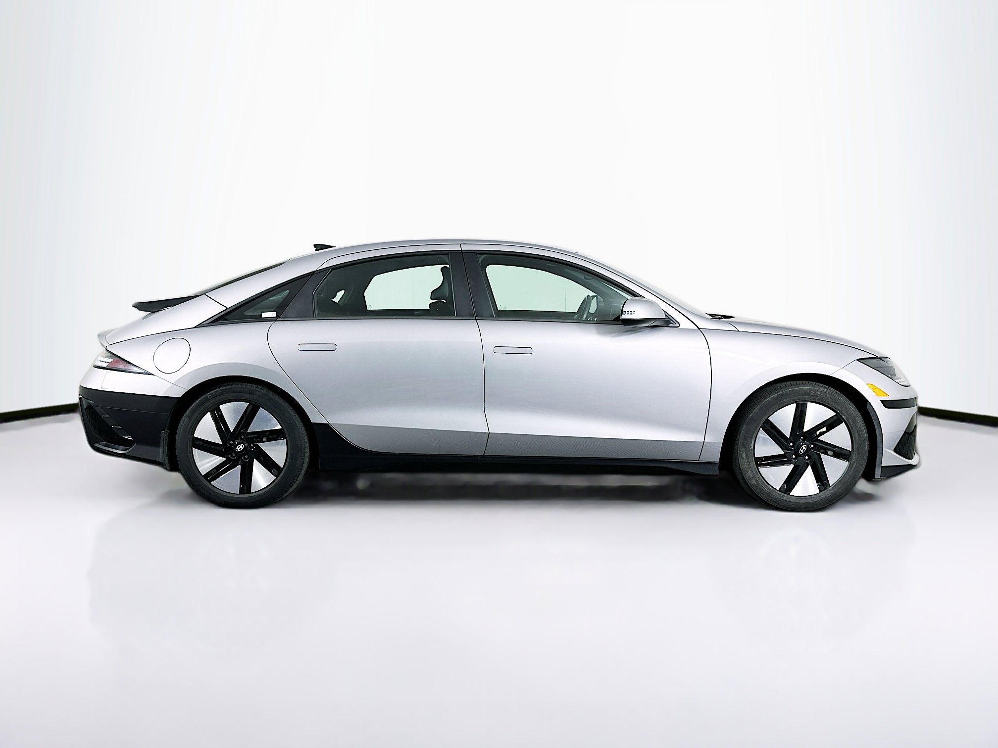 Used 2024 Hyundai Ioniq 6 SEL RWD image 10