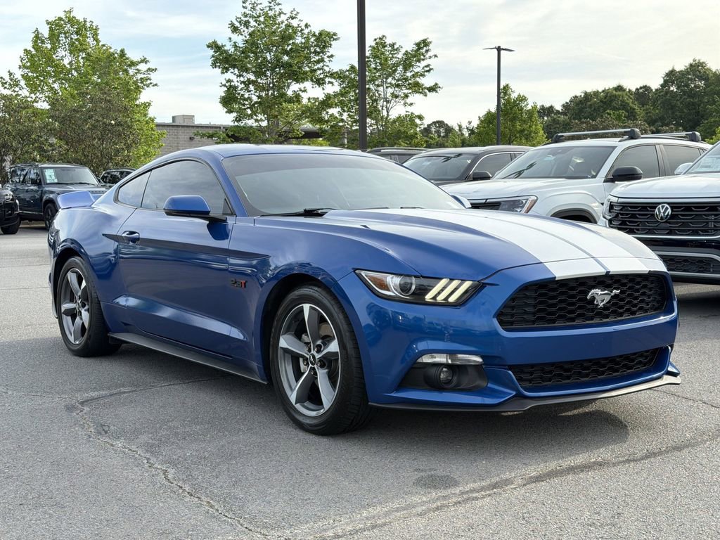 Used 2017 Ford Mustang Premium RWD image 7
