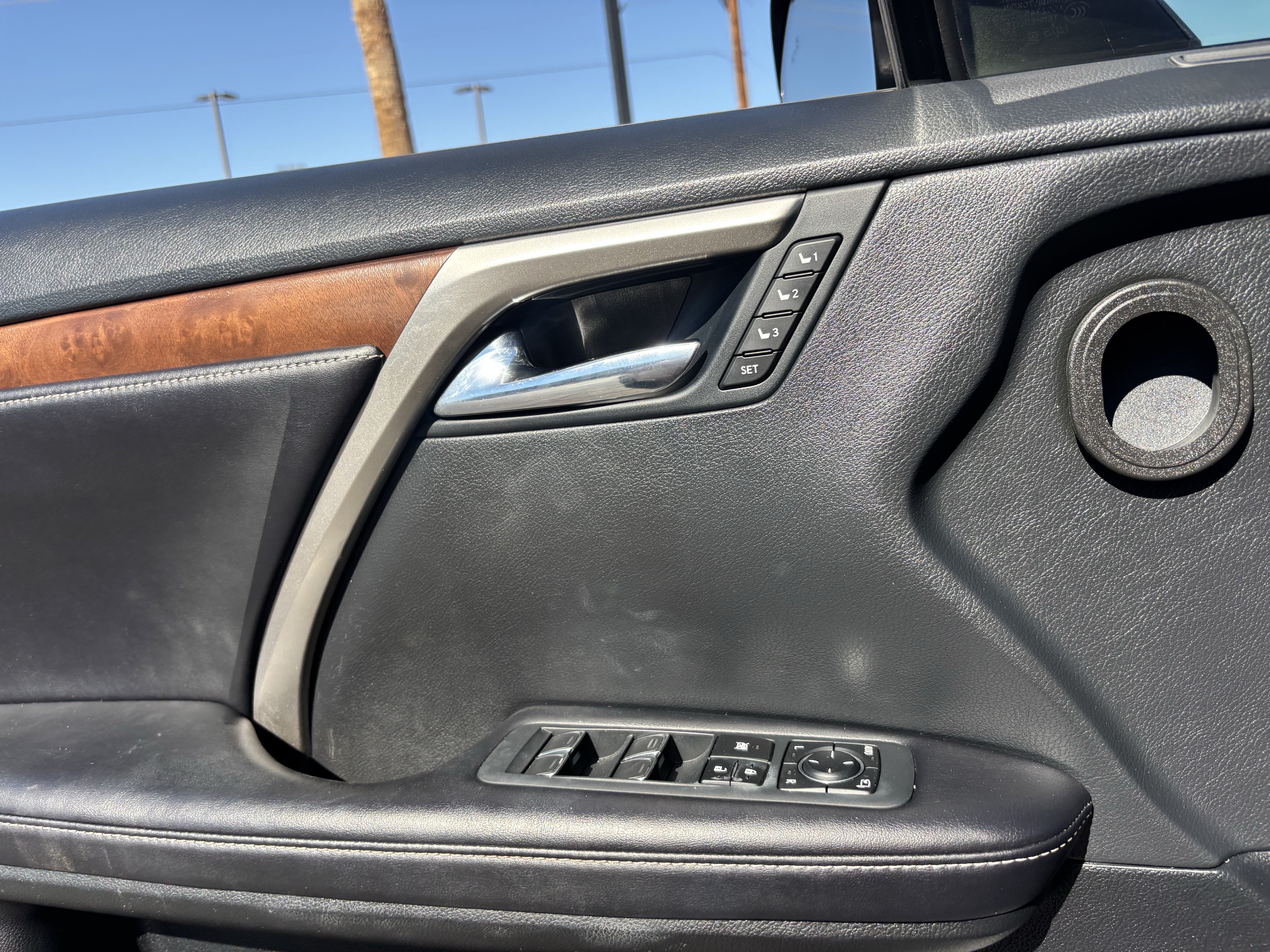 Used 2020 Lexus RX 450hL AWD w/ Premium Package image 20