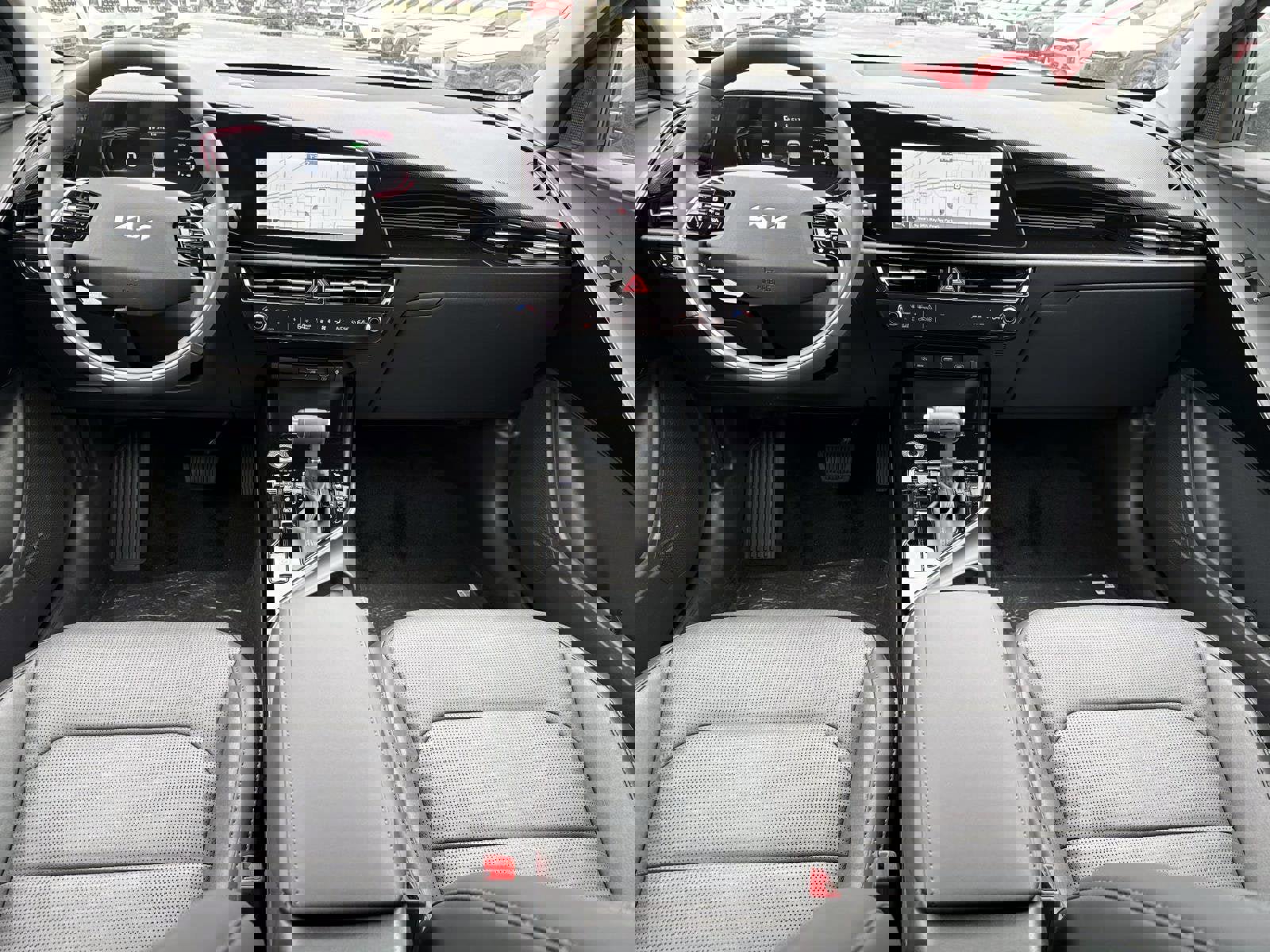 New 2025 Kia Niro SX image 12