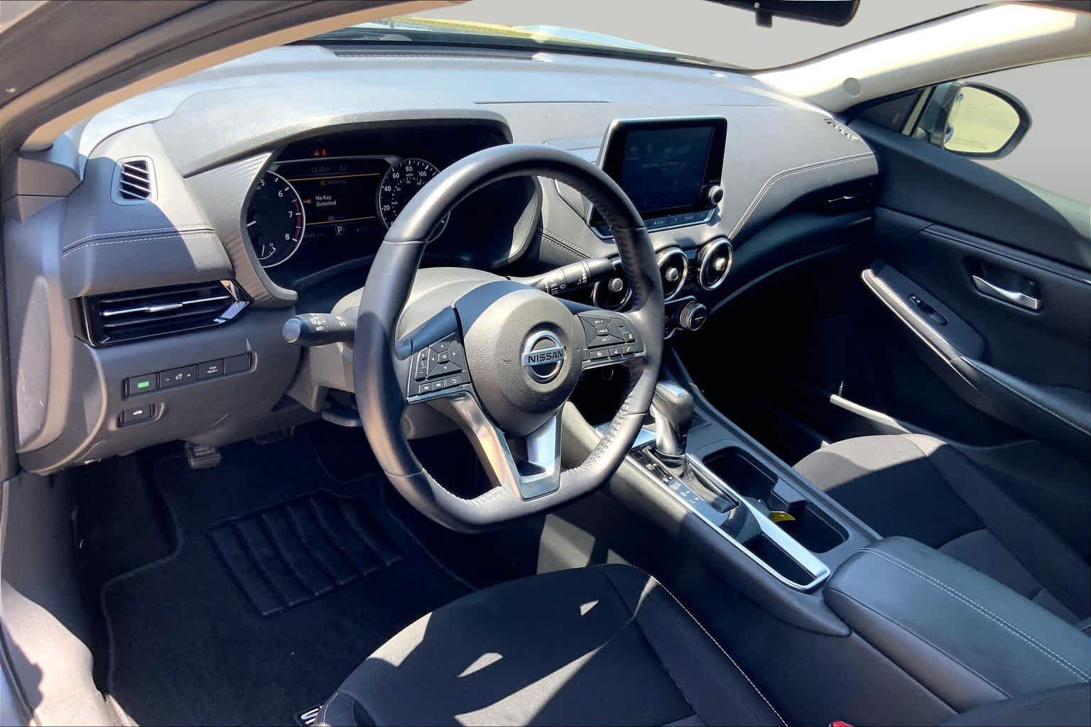 Used 2020 Nissan Sentra SV FWD image 18