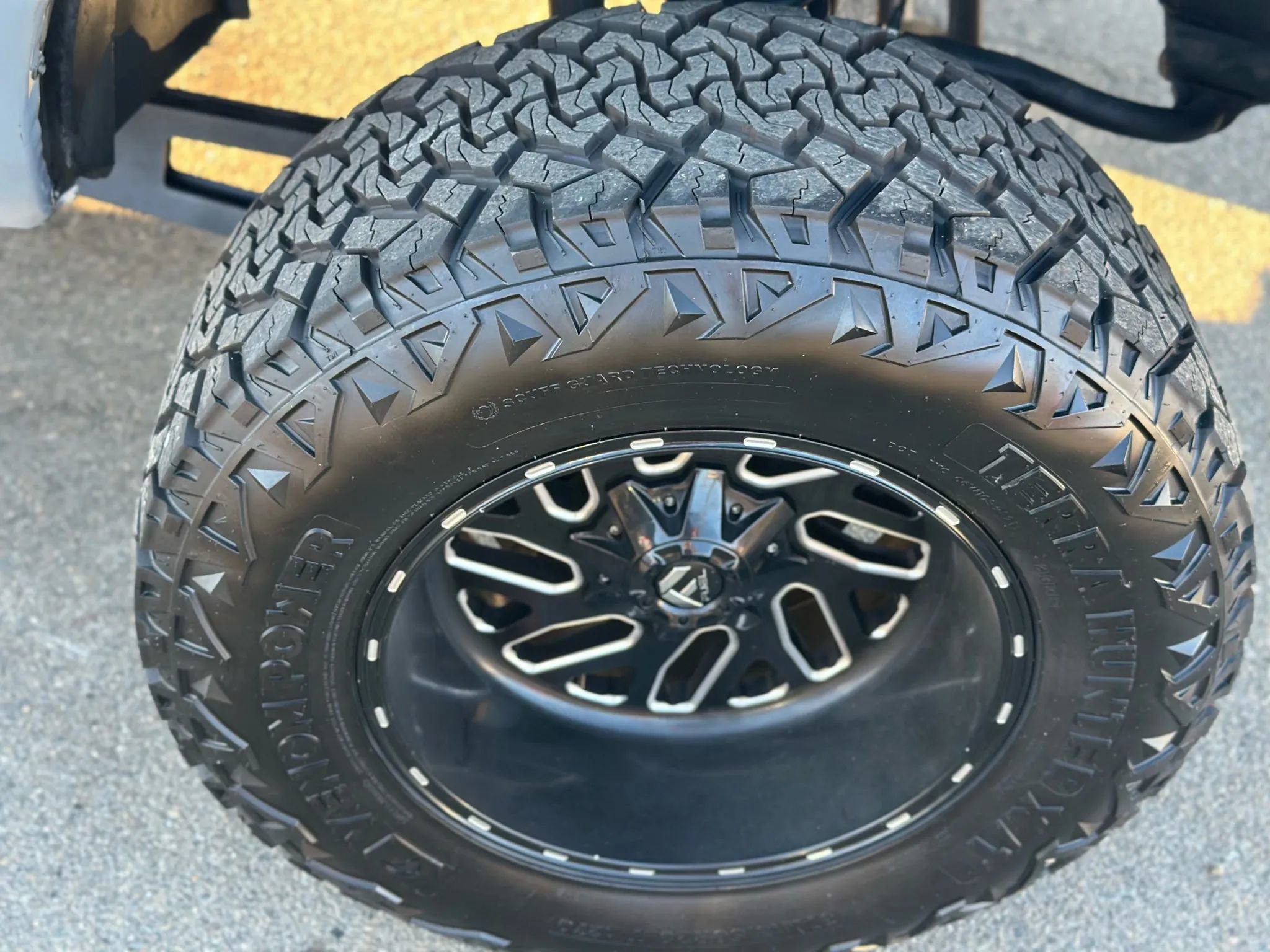 Used 2013 RAM 3500 Laramie image 33