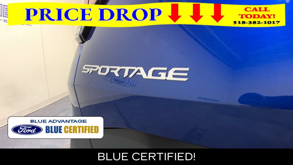 Used 2025 Kia Sportage EX AWD/4WD image 17