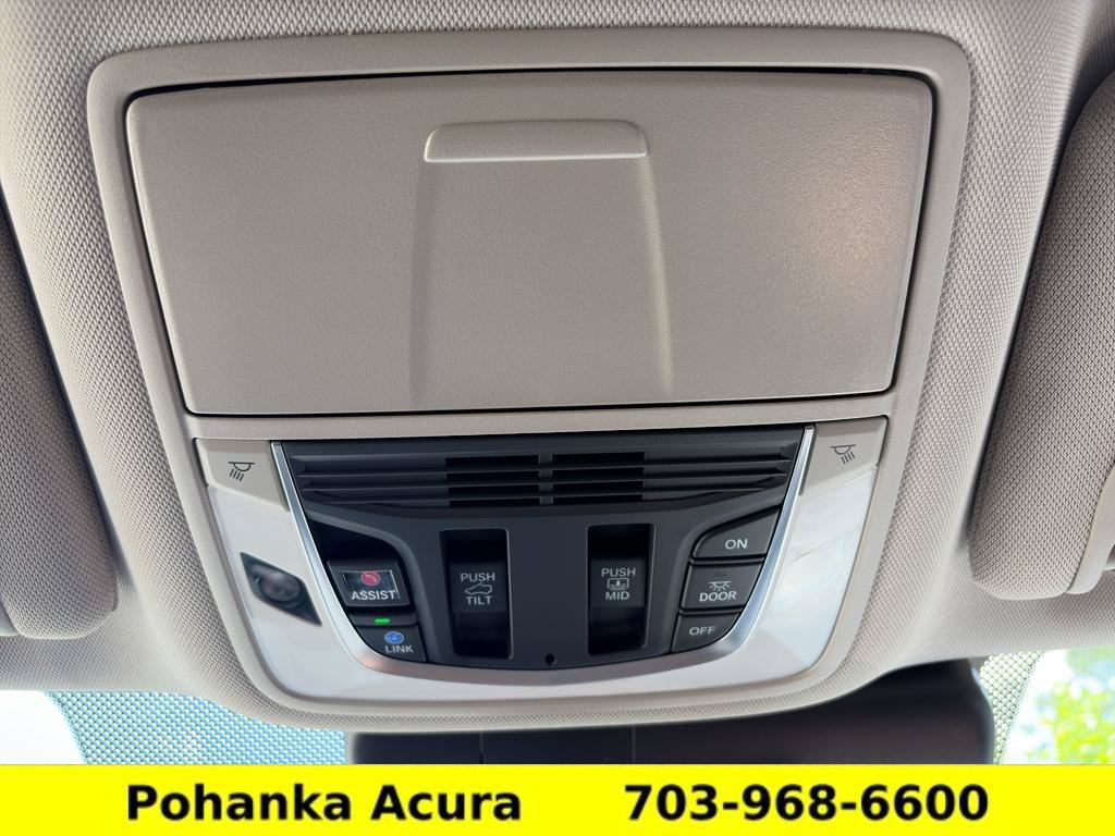 Certified 2024 Acura RDX SH-AWD w/ Advance Package image 21