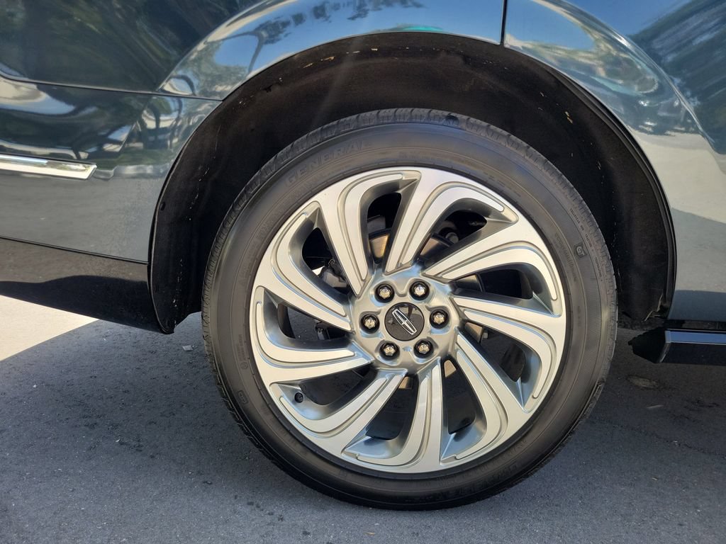 Certified 2024 Lincoln Navigator Reserve AWD/4WD image 5