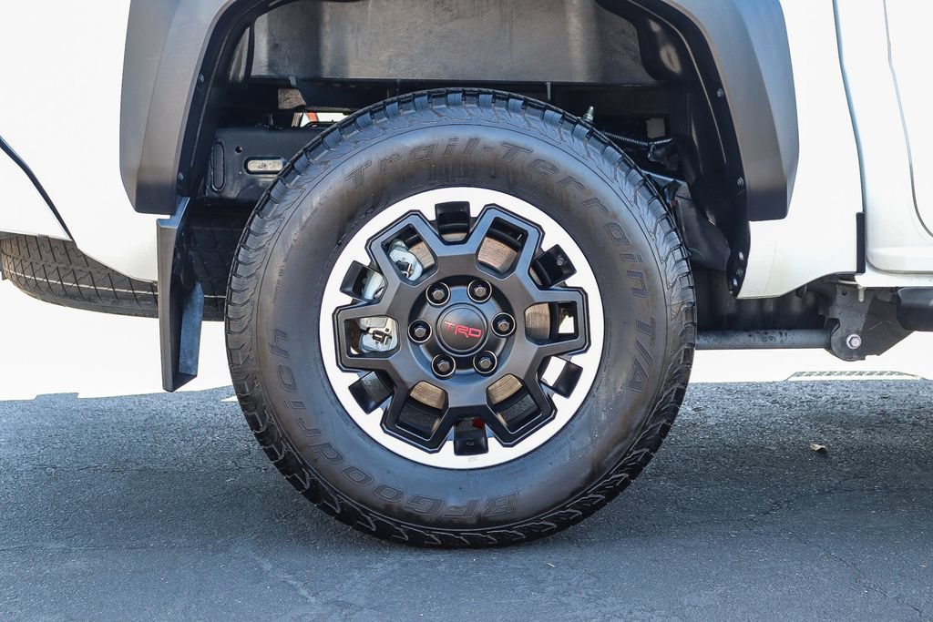 Used 2024 Toyota Tacoma TRD Off-Road w/ TRD Off Road Upgrade Package AWD/4WD image 13