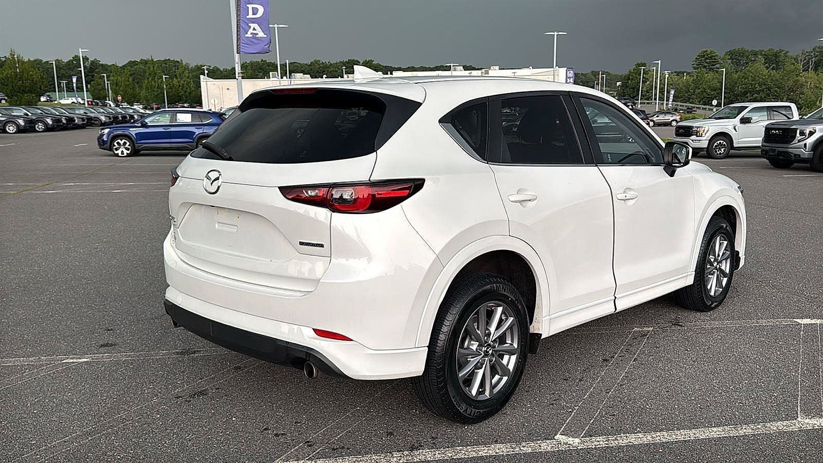 Used 2024 MAZDA CX-5 AWD 2.5 S w/ Select Package image 6