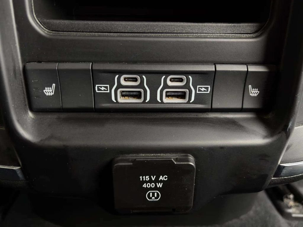 Used 2026 RAM 1500 Laramie AWD/4WD image 12
