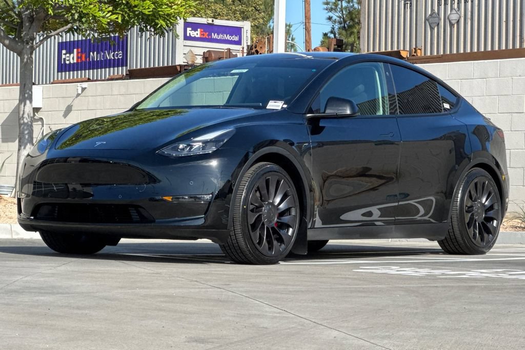 Used 2022 Tesla Model Y Performance AWD/4WD image 10