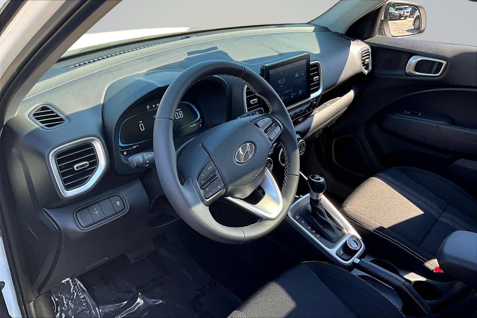 New 2026 Hyundai Venue SEL FWD image 6