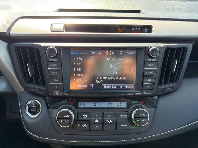 Used 2018 Toyota RAV4 Platinum AWD/4WD image 14