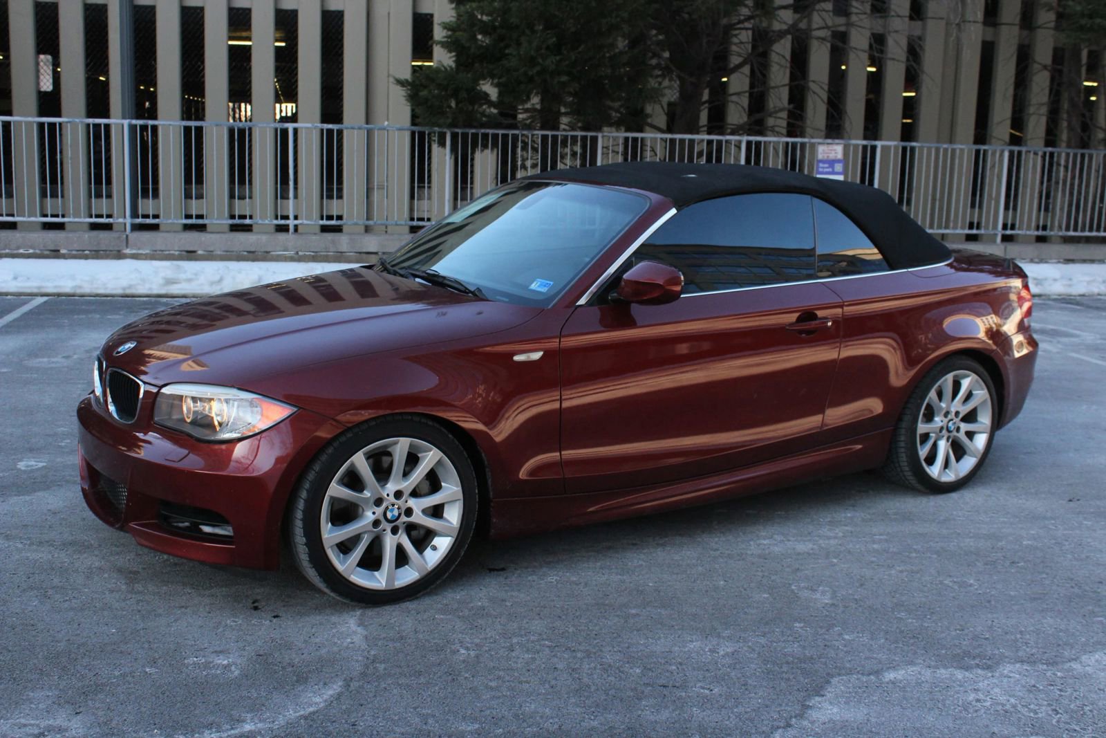 Used 2012 BMW 135i Convertible RWD image 12