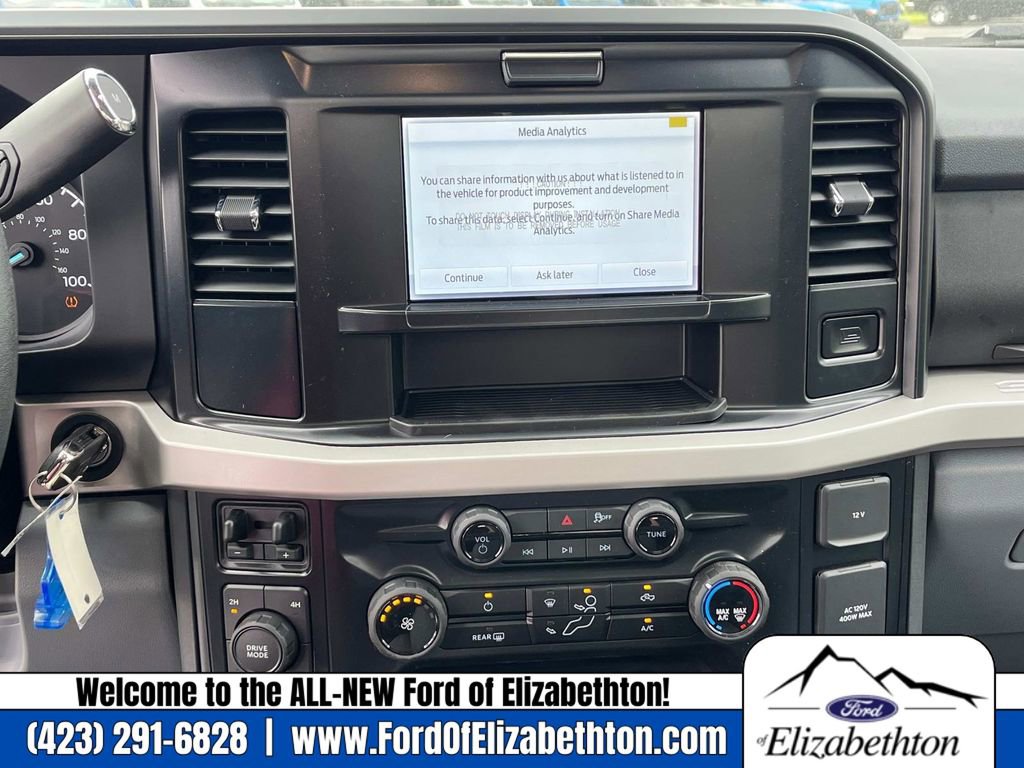 New 2025 Ford F350 XLT image 16