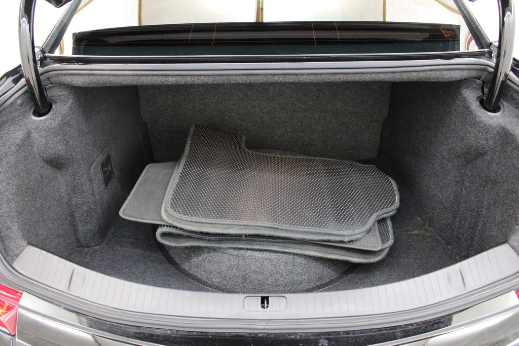 Used 2019 Cadillac XTS image 31