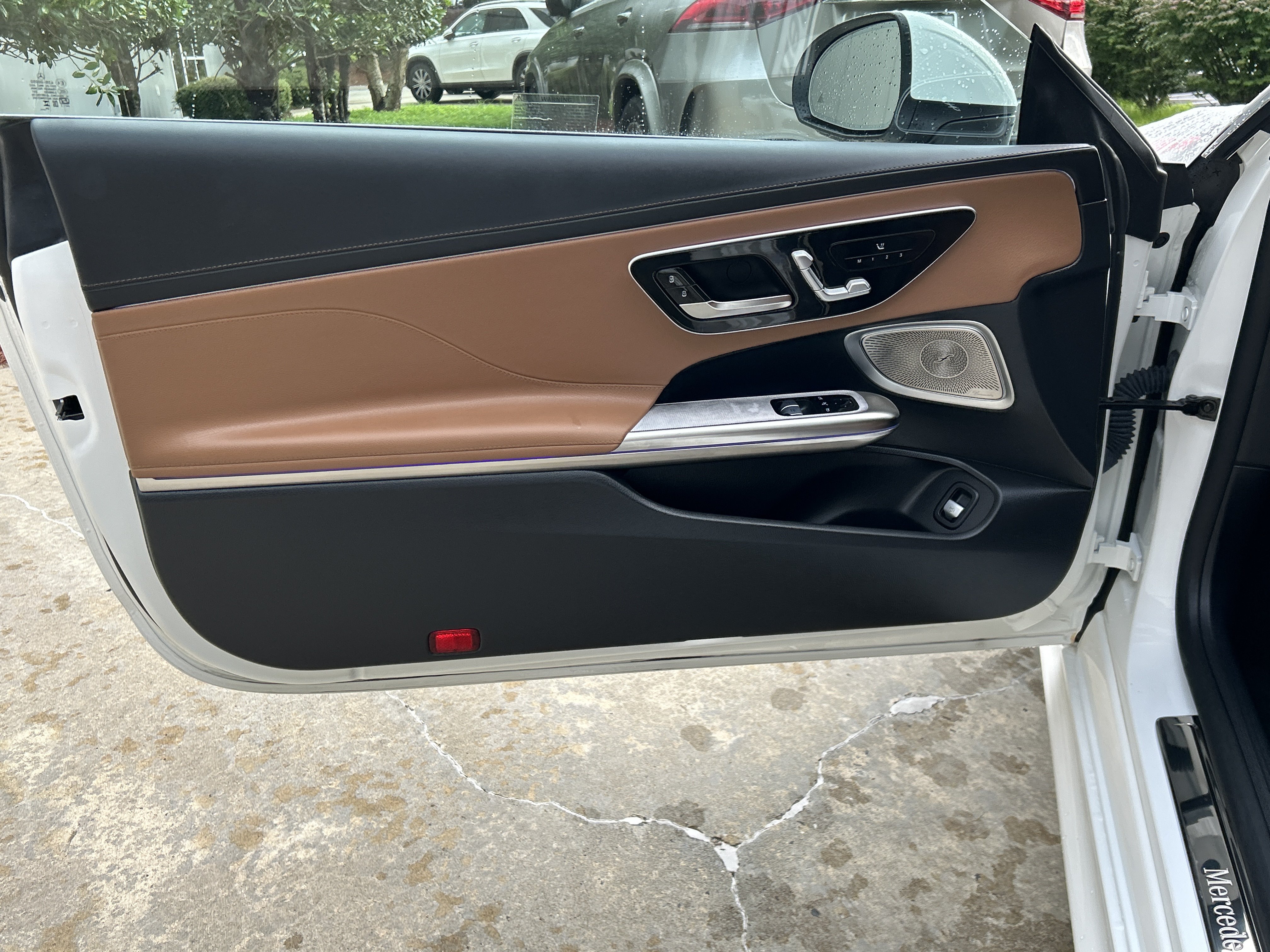Certified 2025 Mercedes-Benz CLE 300 4MATIC Coupe image 16