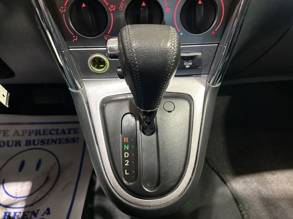 Used 2005 Pontiac Vibe AWD image 22