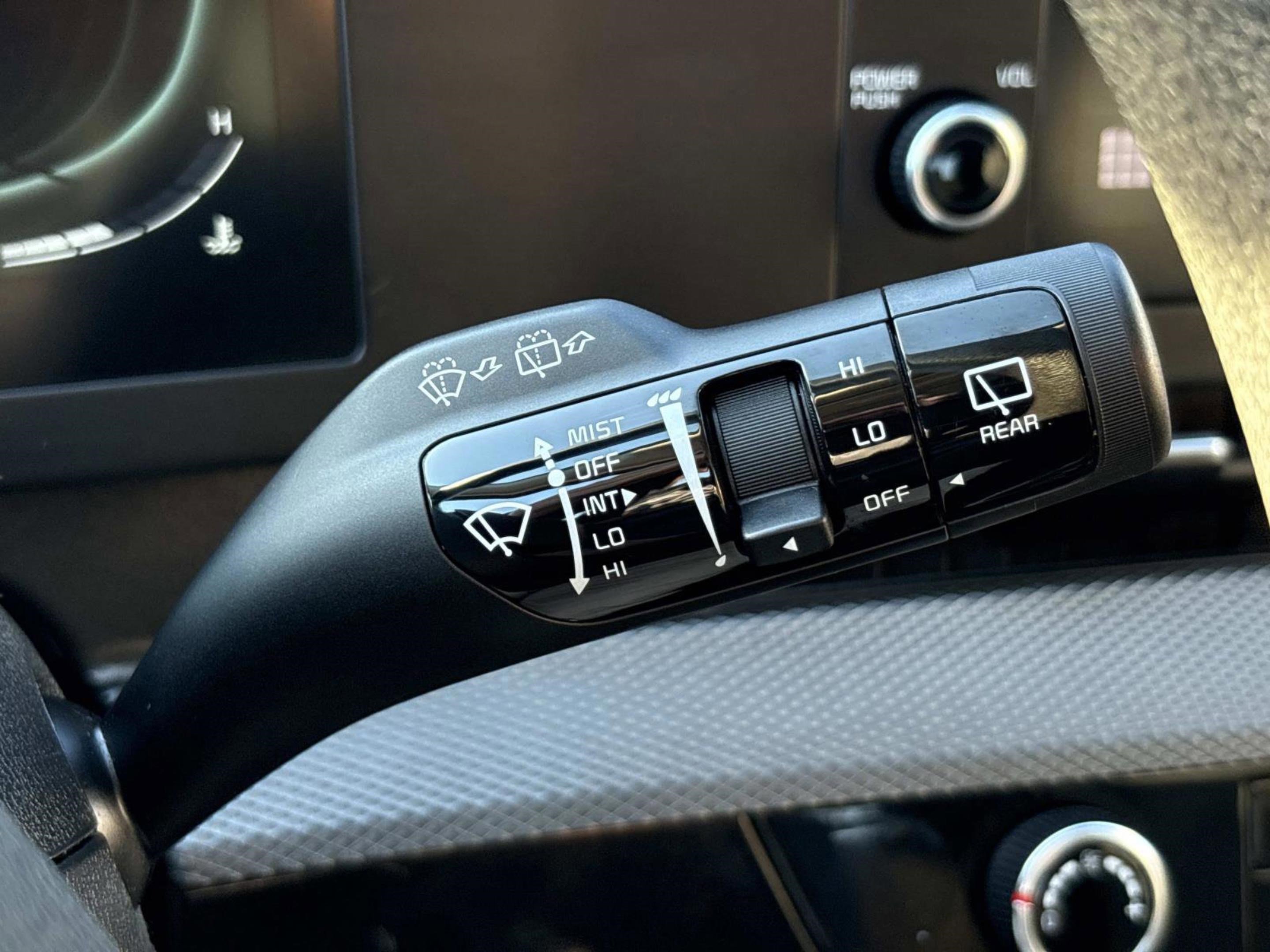 Used 2024 Kia Sportage LX image 29