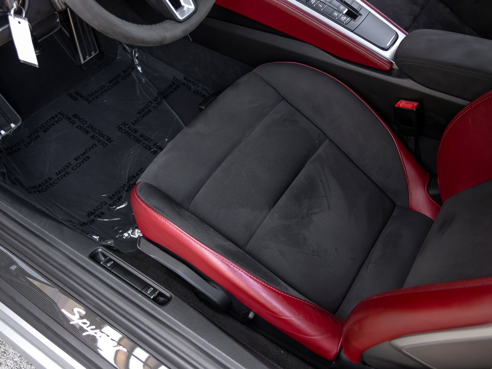 Certified 2022 Porsche 718 Boxster Spyder RWD image 29