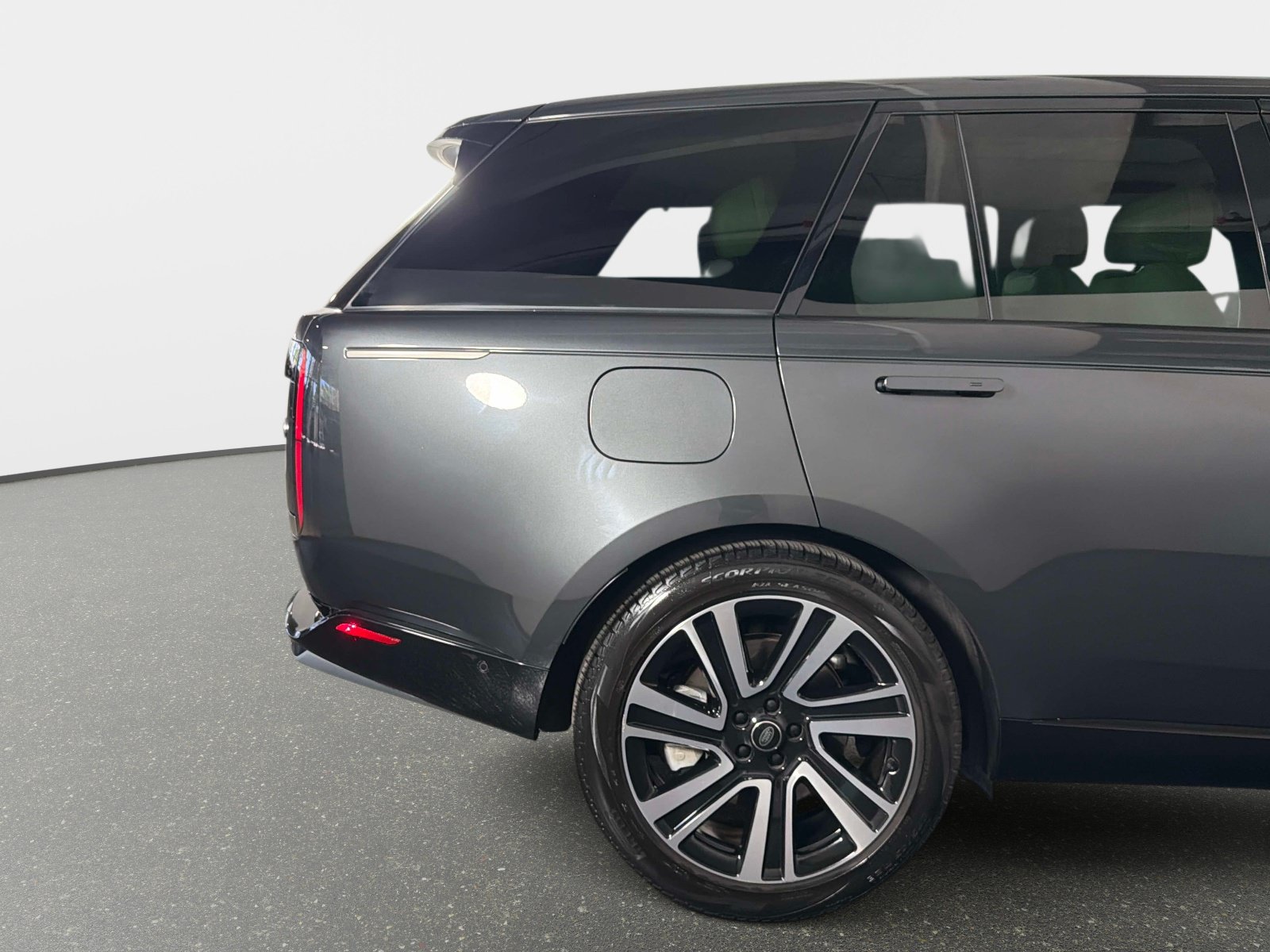 Used 2023 Land Rover Range Rover SE AWD/4WD image 19
