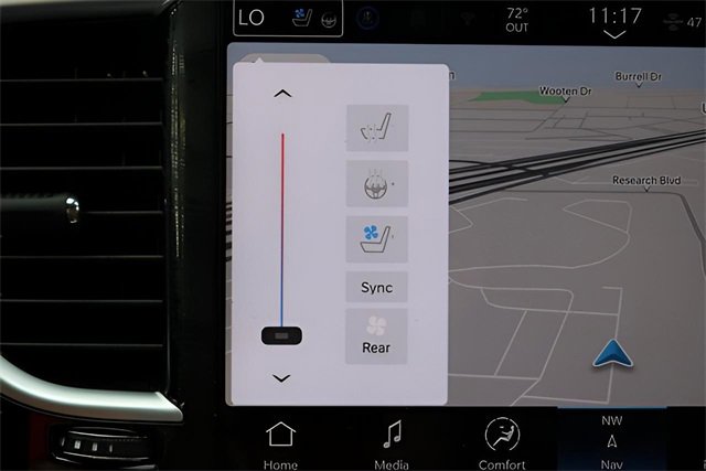 New 2026 Chrysler Pacifica Pinnacle image 26