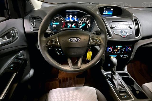 Used 2017 Ford Escape SE w/ SE Cold Weather Package image 18