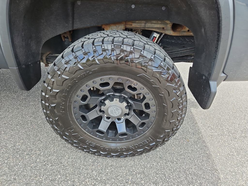 Used 2020 Chevrolet Silverado 2500 LTZ w/ LTZ Convenience Package image 35