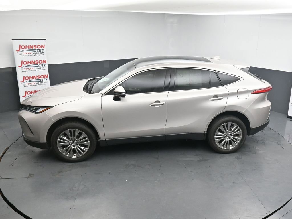 Used 2024 Toyota Venza Limited AWD/4WD image 30