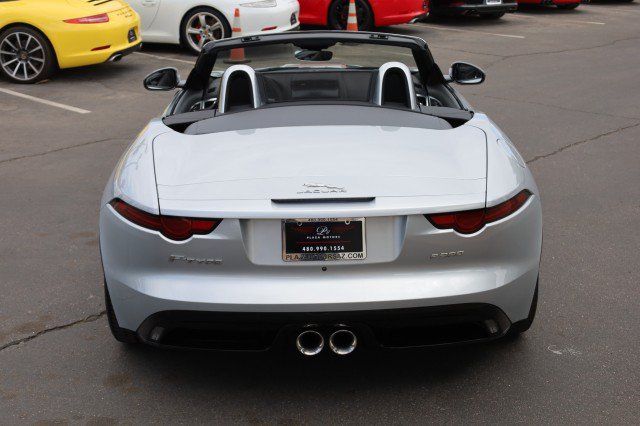 Used 2019 Jaguar F-TYPE R-Dynamic RWD image 15