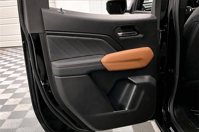Used 2024 GMC Canyon AT4 w/ Canyon Safety Plus Package image 19