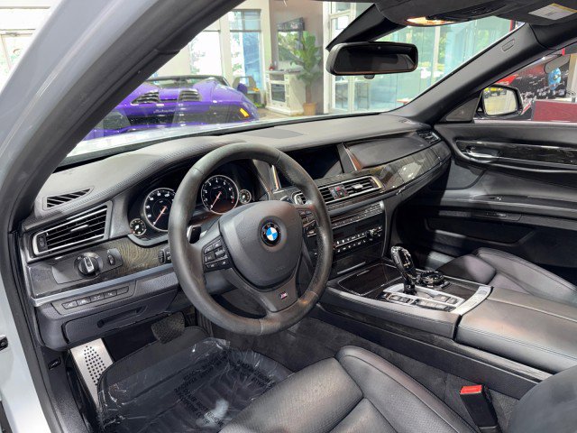 Used 2015 BMW 750Li xDrive w/ M Sport Edition AWD/4WD image 43