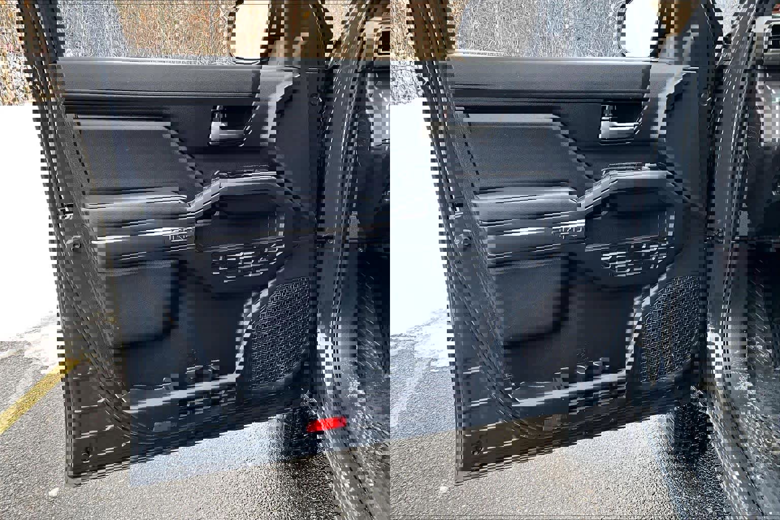 Used 2025 Toyota Tacoma TRD Off-Road image 22