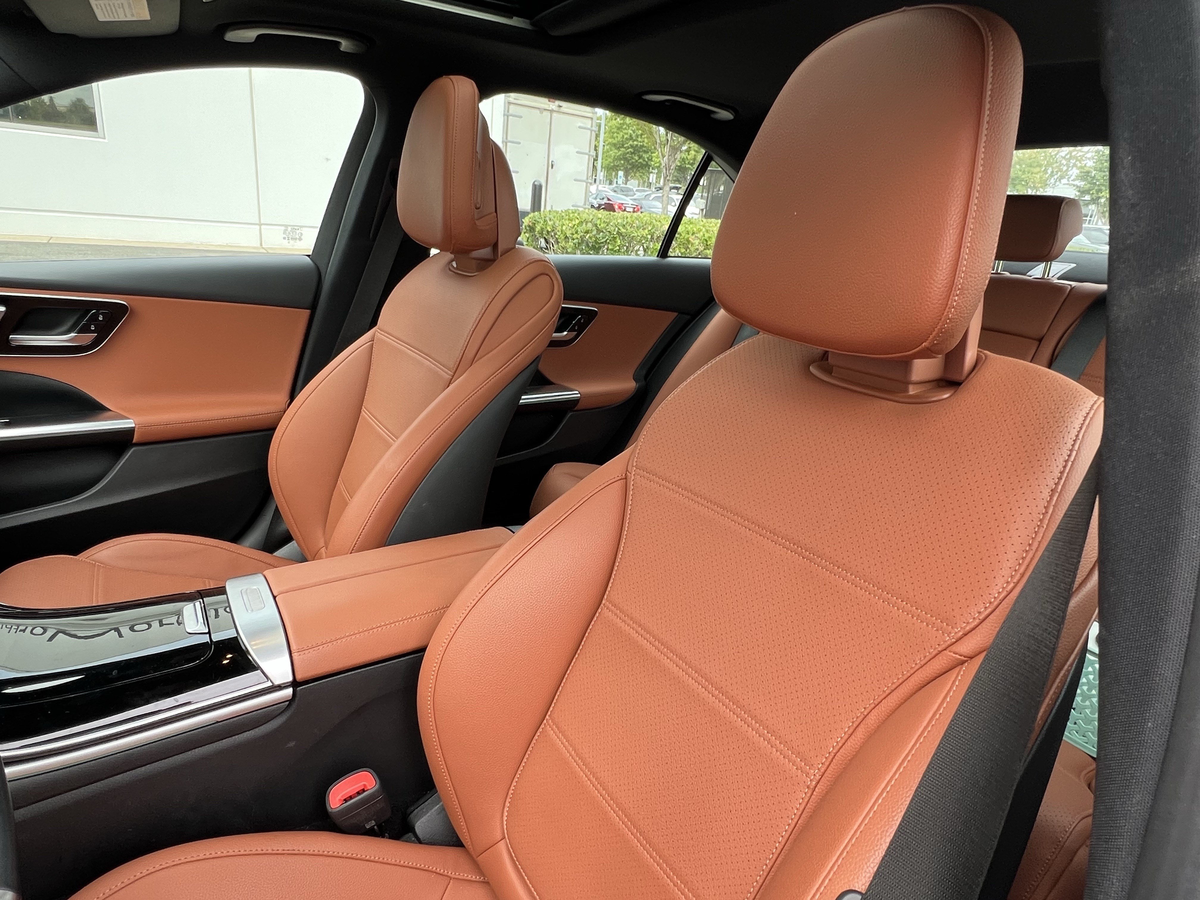 Used 2024 Mercedes-Benz C 300 Sedan image 16