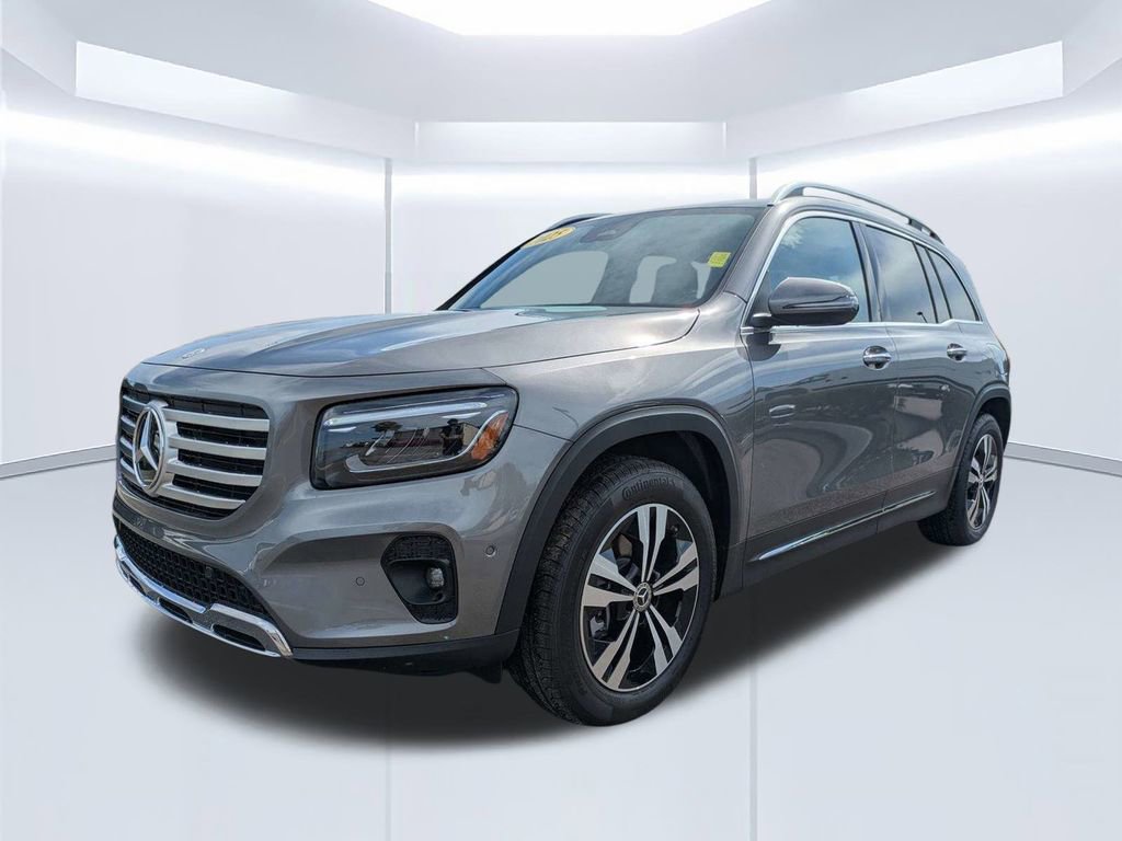 Used 2025 Mercedes-Benz GLB 250 image 8