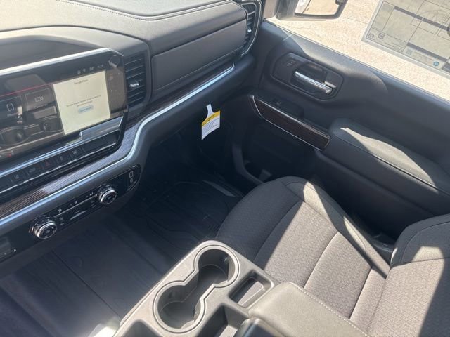 New 2026 GMC Sierra 2500 SLE AWD/4WD image 12