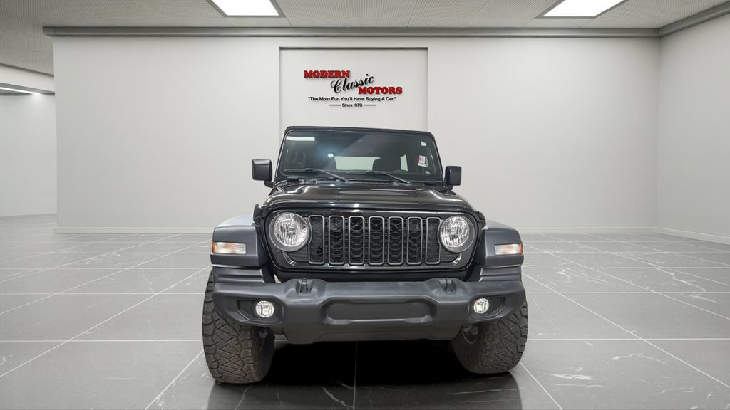 Used 2024 Jeep Wrangler Unlimited Sport AWD/4WD image 2