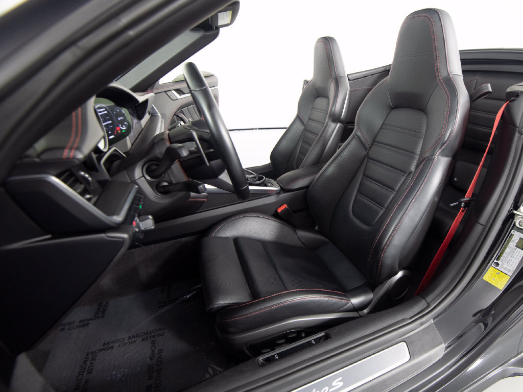 Certified 2022 Porsche 911 Turbo S AWD/4WD image 15