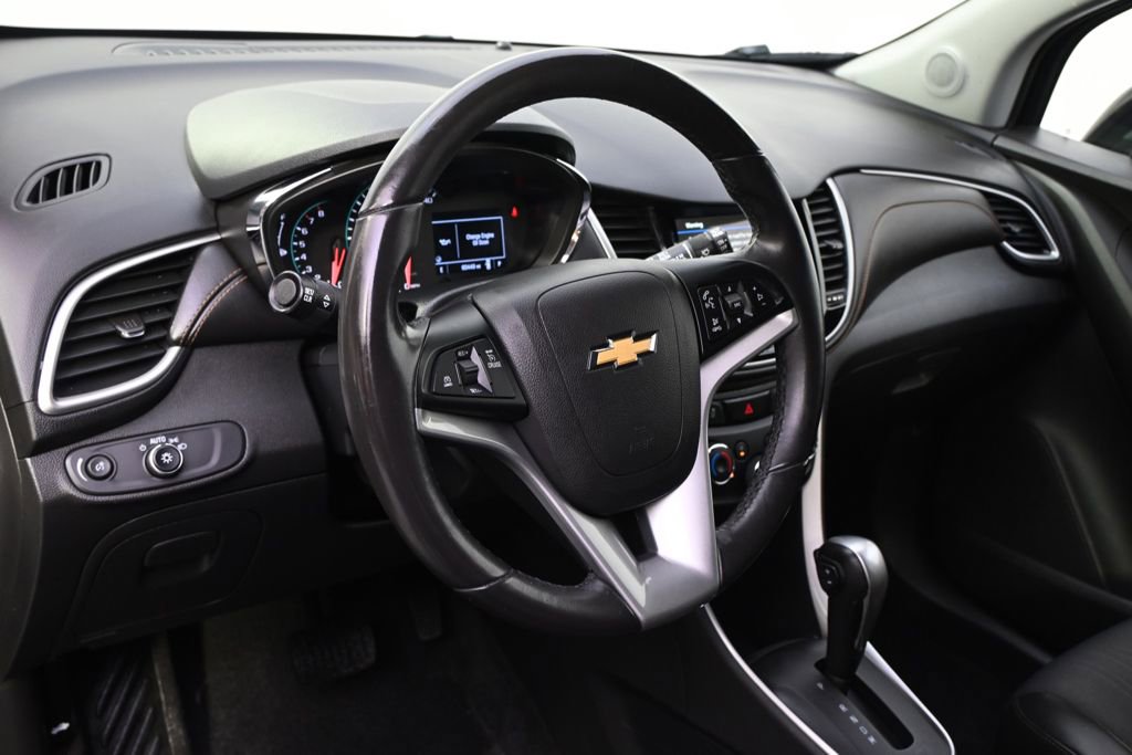 Used 2019 Chevrolet Trax LT w/ LT Convenience Package image 10