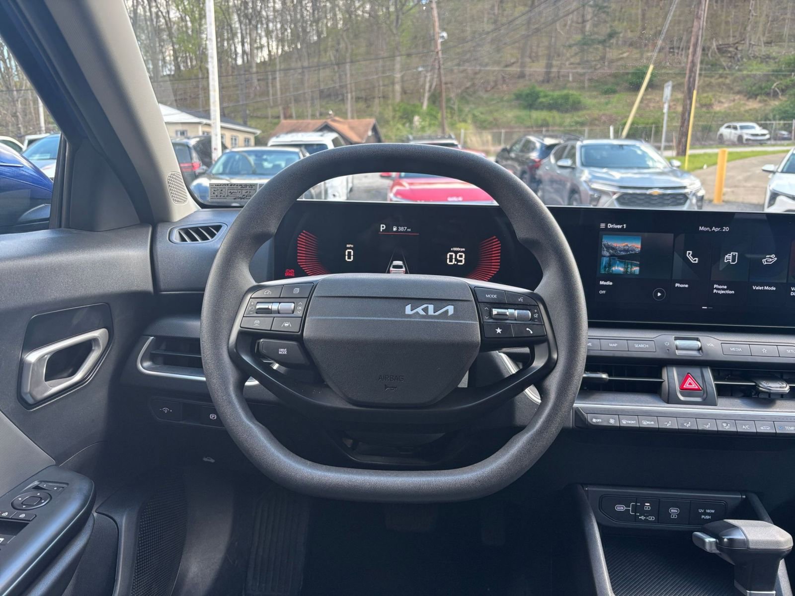 Used 2025 Kia K4 FWD image 34