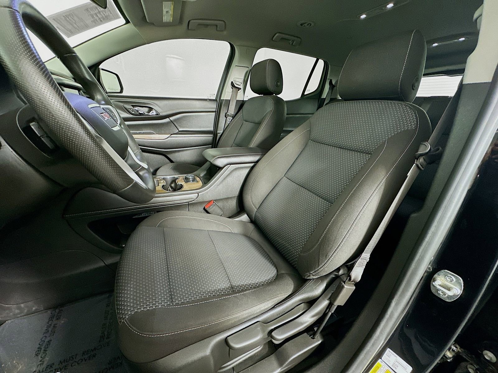 Used 2021 GMC Acadia SLE image 21