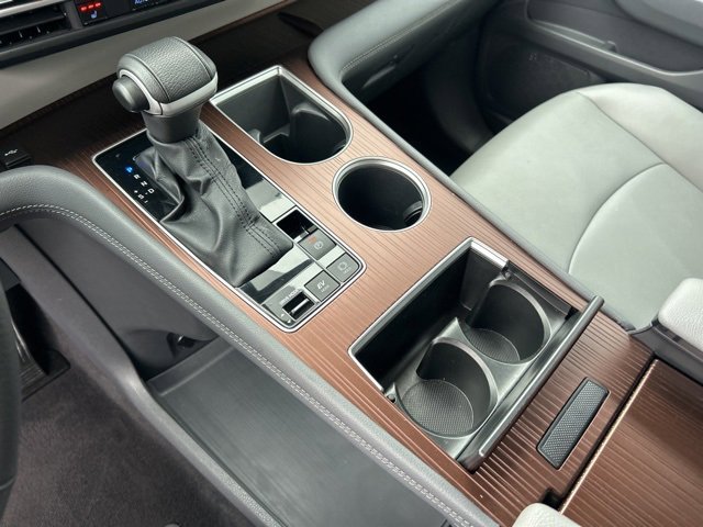 Used 2024 Toyota Sienna XLE image 26