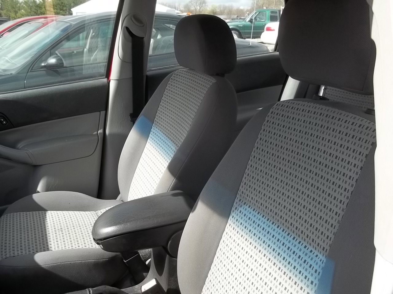 Used 2007 Ford Focus SE image 8