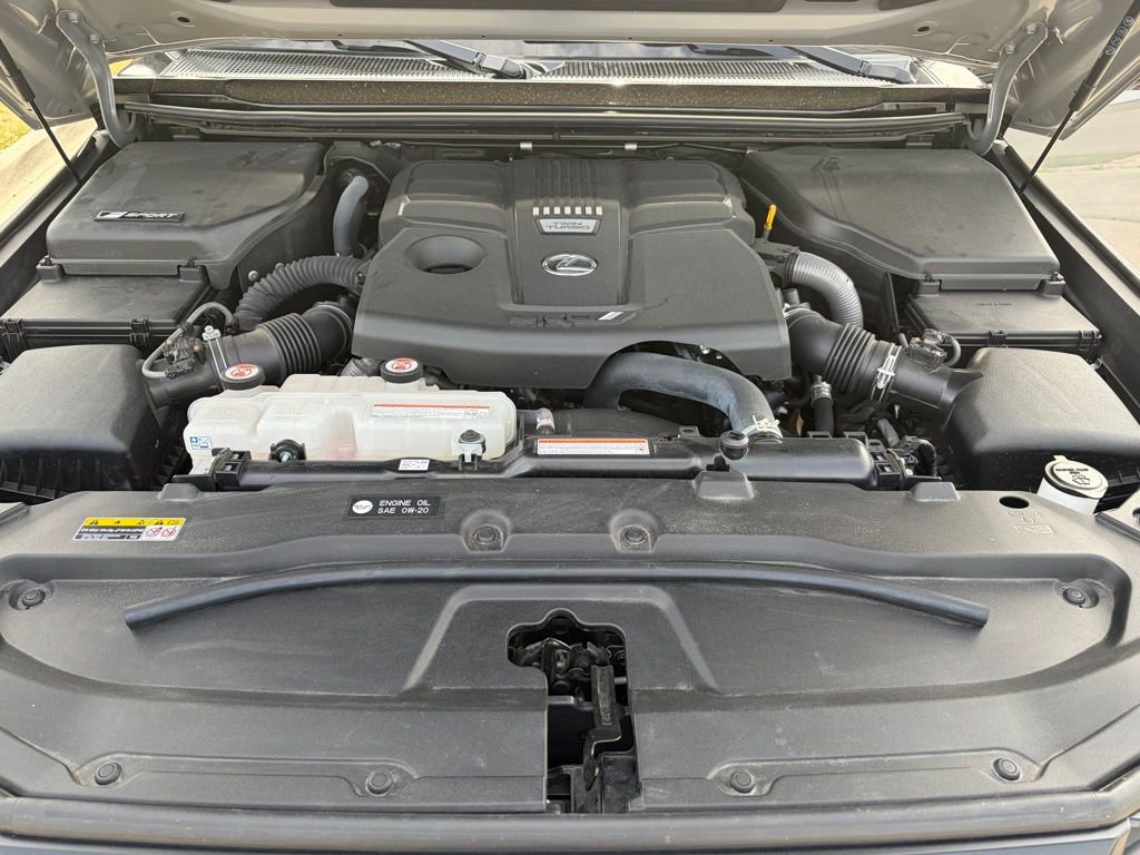 Used 2025 Lexus GX 550 AWD/4WD image 22
