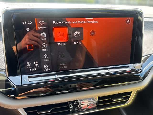 New 2026 Volkswagen Atlas Peak Edition AWD/4WD image 12