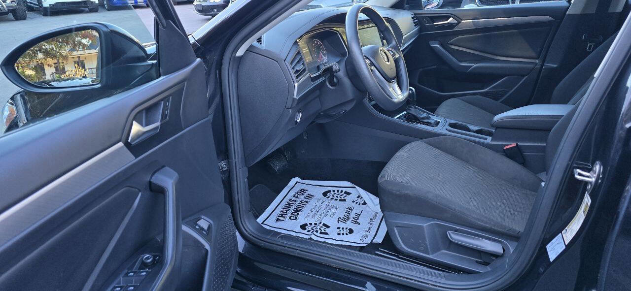 Used 2021 Volkswagen Jetta S w/ Driver Assistance Package image 11