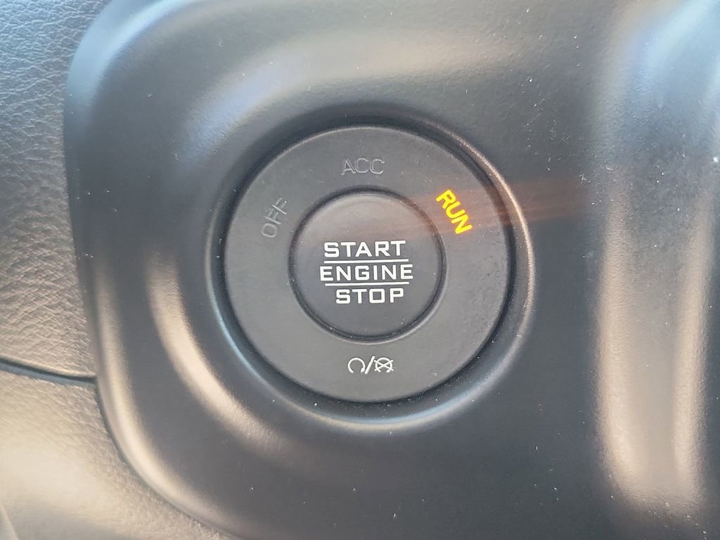 Used 2022 Jeep Wrangler Unlimited Sport AWD/4WD image 13