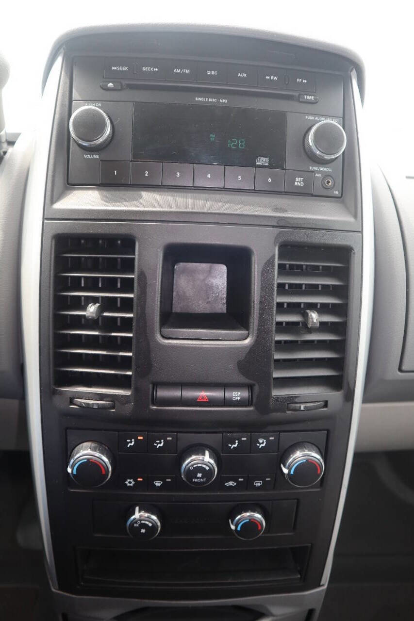 Used 2010 Dodge Grand Caravan SE w/ Popular Equipment Group FWD image 39