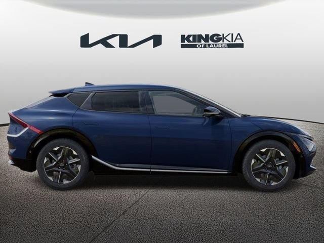 New 2026 Kia EV6 Wind RWD image 8